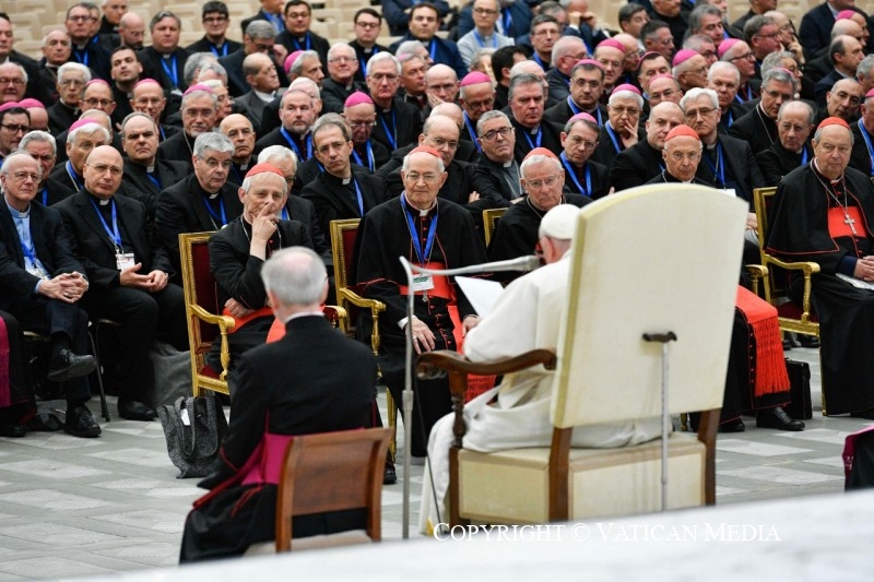 Papa Francesco ha concluso l’Assemblea della Cei ricevendo in udienza i referenti diocesani del Cammino sinodale italiano.
